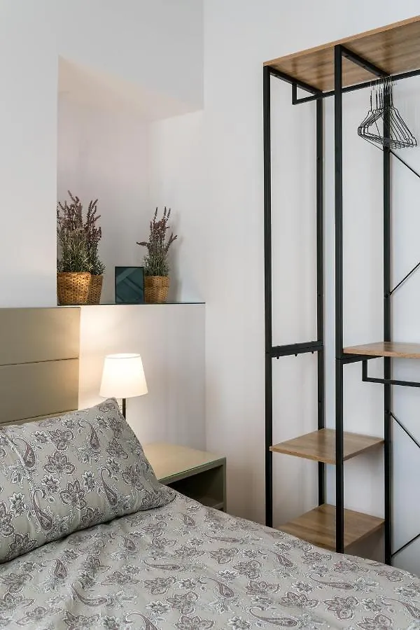 Apartamentos Leoncillos Seville Spain