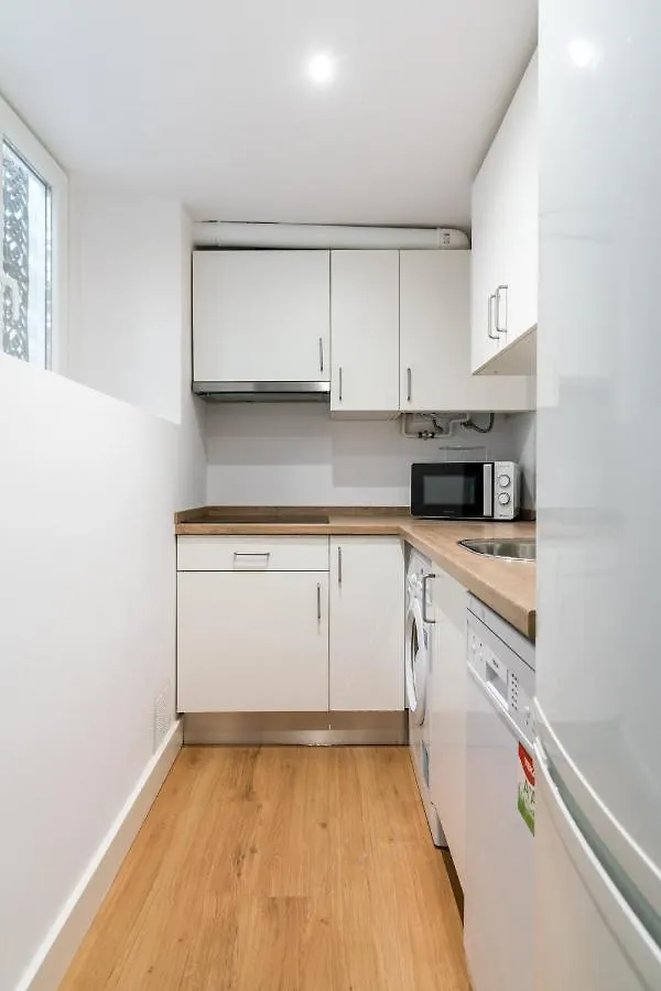 Apartamentos Leoncillos Seville 0*,  Spain